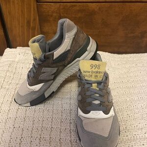 Classic New Balance 998 sneakers. Women size 8.5 Men’s size 6.5.